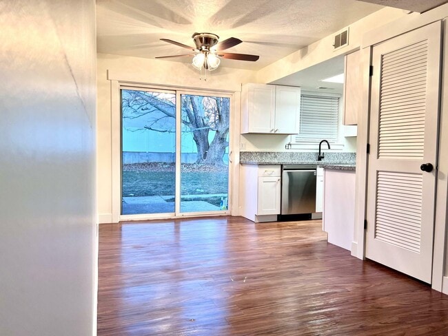 Building Photo - 331 N 100 W