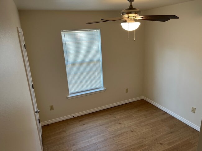 Building Photo - 16361 Blossom Ln