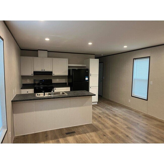 Foto del edificio - 103 Hollyhock Ln