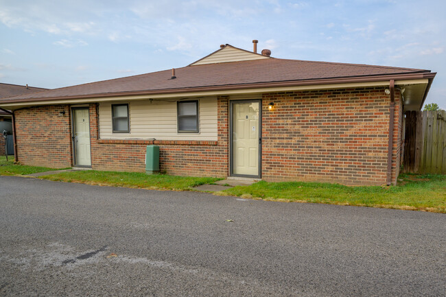 Building Photo - 1320 Bowie Trl