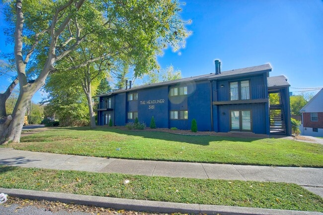 Foto del edificio - 3181 Parthenon Ave