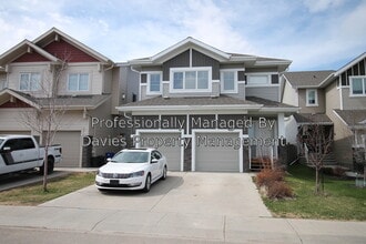 Building Photo - 3940 Claxton Loop SW
