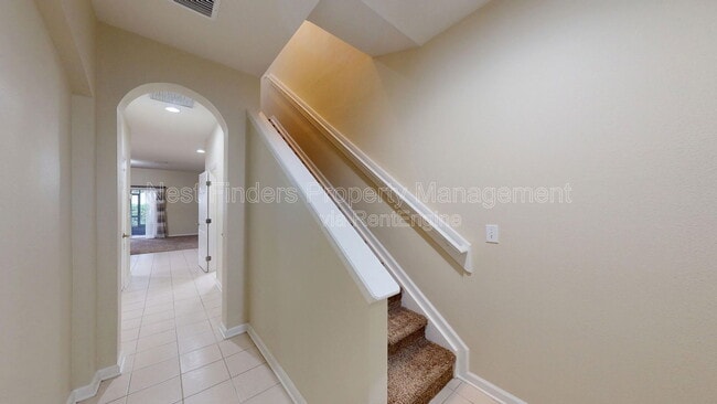 Building Photo - 13339 Solar Dr