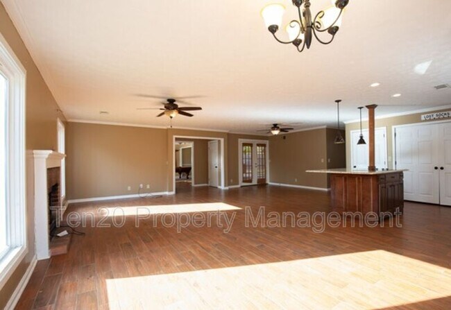 Foto del edificio - 2813 Edgewood Rd