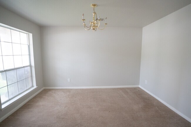 Building Photo - 20830 Balmoral Glen Ln