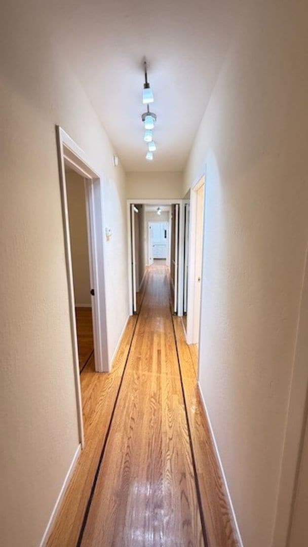 Building Photo - 635 Mason St