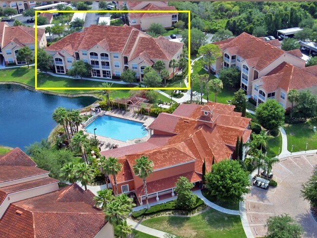 Building Photo - 4114 Central Sarasota Pkwy