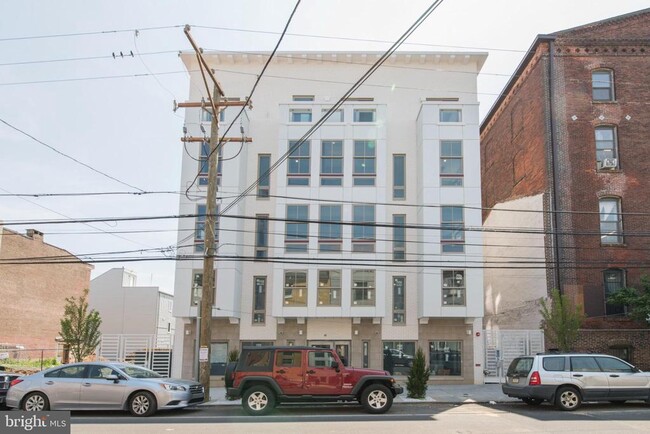 Building Photo - 1633 N 2nd St