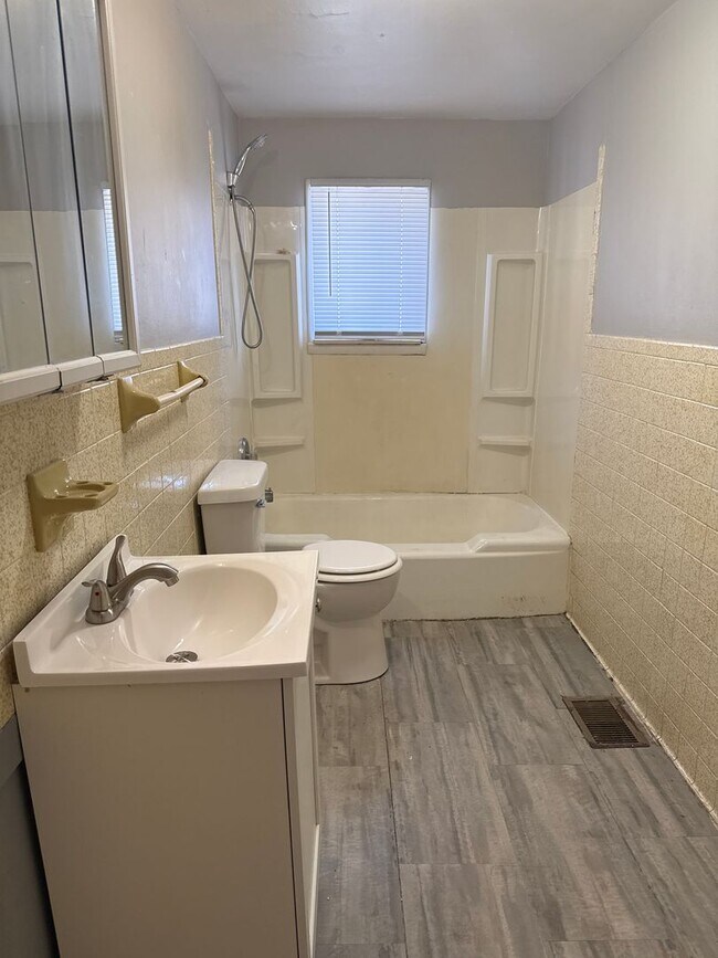 Foto del edificio - Cornell Duplexes