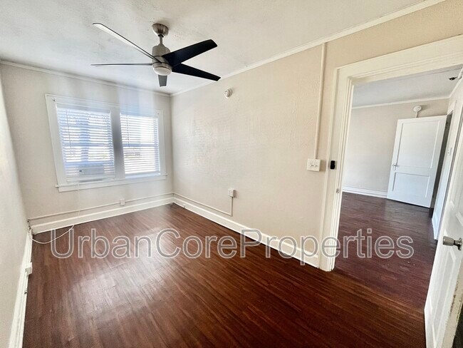 Foto del edificio - 215 5th Ave N