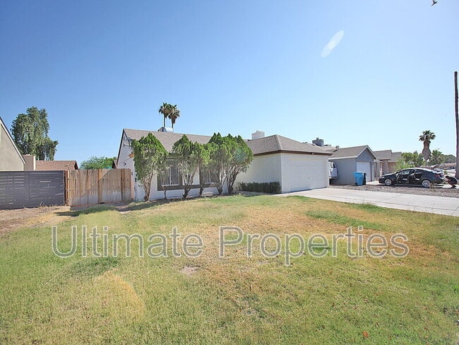 Building Photo - 7628 W Hazelwood St