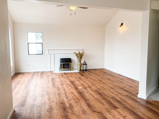 Living Room - 230 Ballarat Ave N