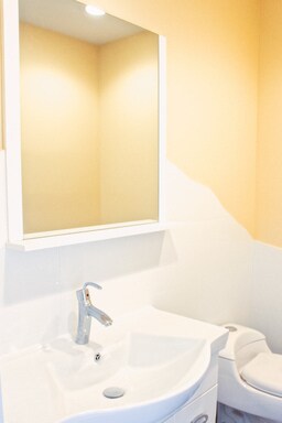 Foto del edificio - 822 N 48th St