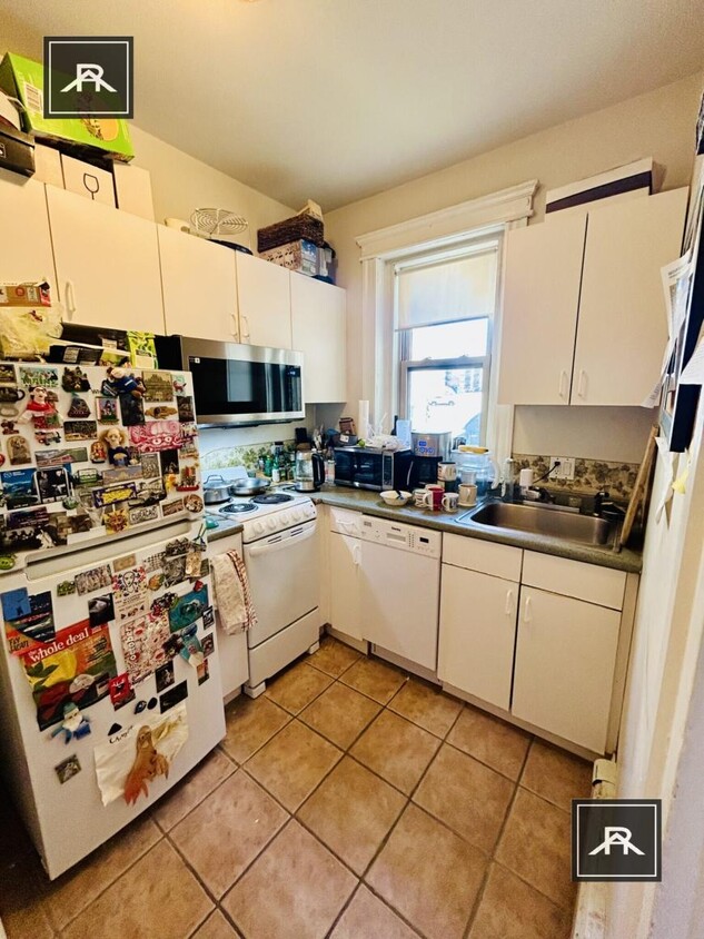 Primary Photo - 1 bedroom in Brighton MA 02135
