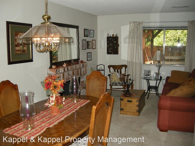 Building Photo - 3 br, 2 bath House - 431 Blakemore Court