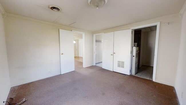 Building Photo - 103 Eads St