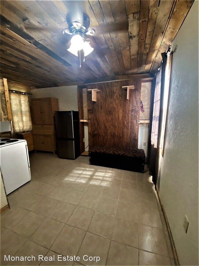 Building Photo - 1 br, 1 bath House - 1110 N. Tornillo