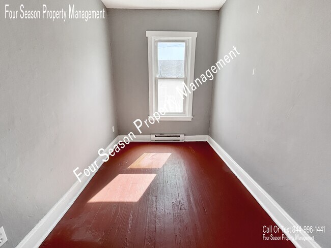 Foto del edificio - 116-118 Elm St
