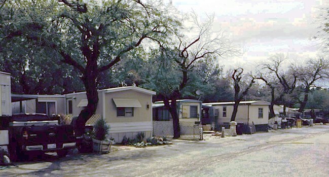 Foto del edificio - County Squire Mobile Home Park