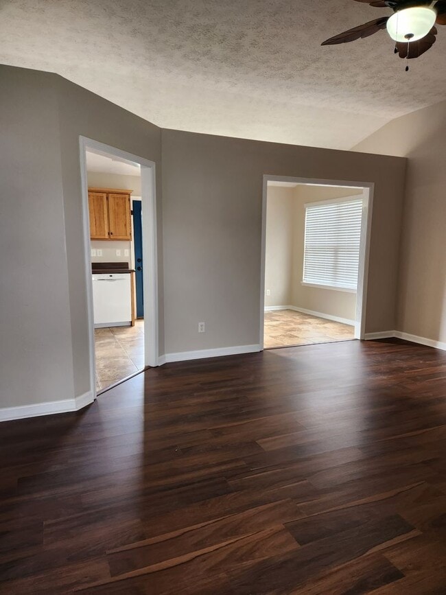 Building Photo - Beautiful Ranch Home