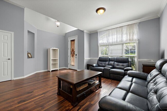 Foto del edificio - 123 Justin Leonard Dr