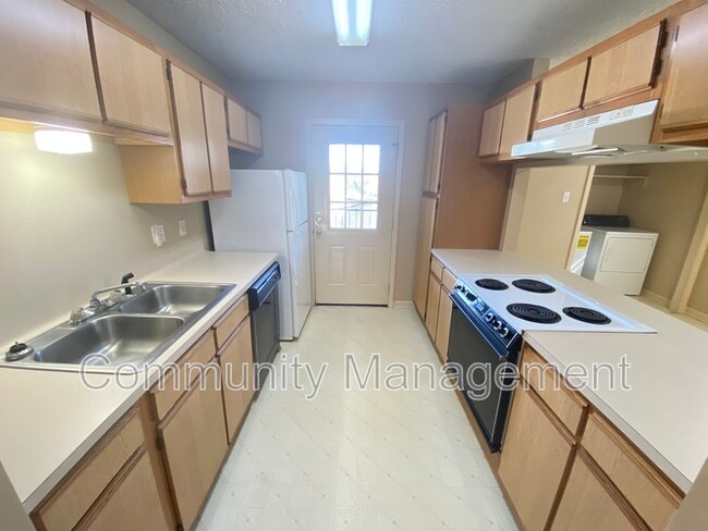 Photo - 2639 Nannette Dr Apartment