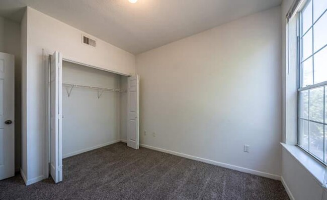 Foto del edificio - 2 bedroom in Houston TX 77075