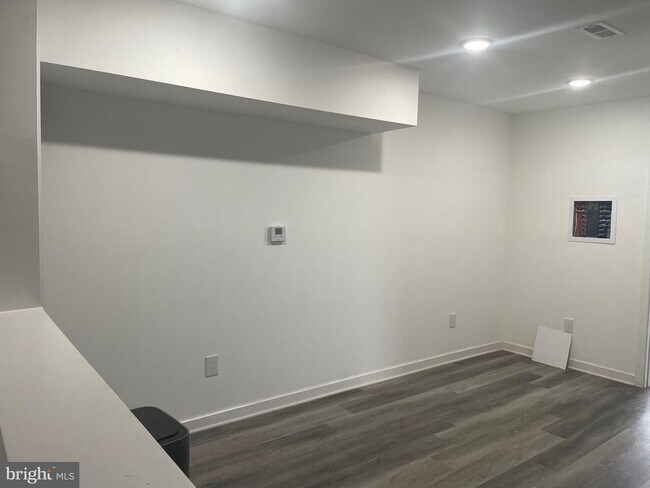 Foto del edificio - 2550 Kensington Ave