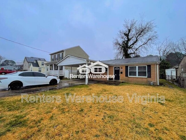 Building Photo - 1121 Elliott St