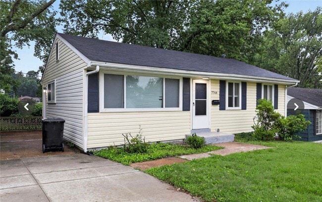 Building Photo - 7744 Ellington Dr