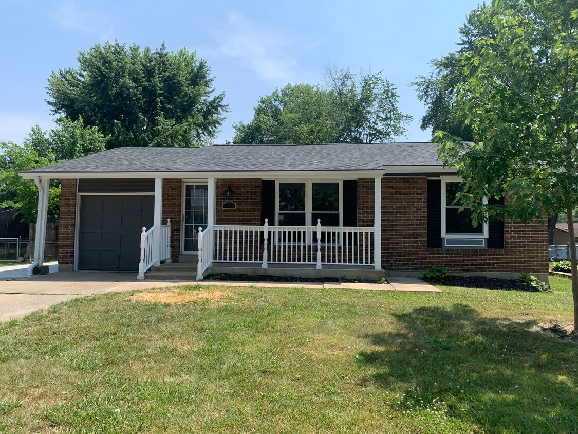 3 Parkdale Ln, Saint Peters, MO 63376 House Rental in Saint Peters