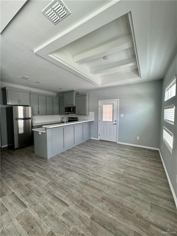 Building Photo - 12 Acacia St