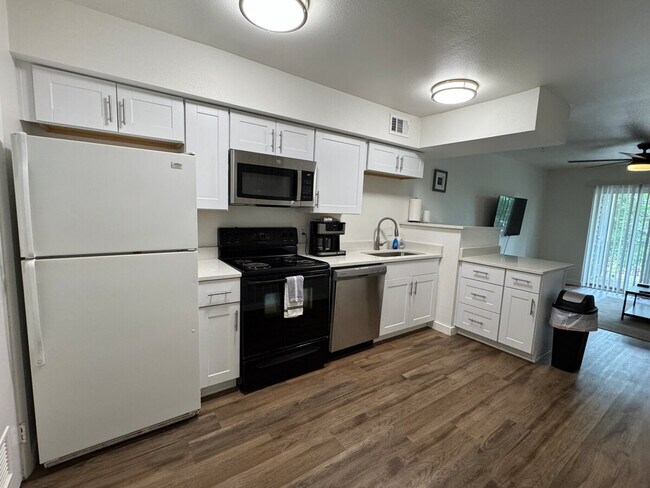 Foto del edificio - 4015 W 7th St