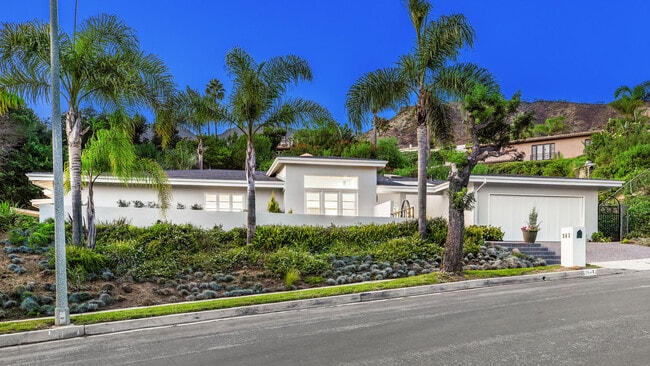 Building Photo - 341 Surfview Dr