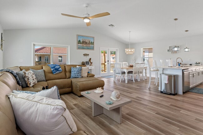 Building Photo - 10244 W Waterlander Lp