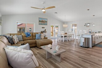 Building Photo - 10244 W Waterlander Lp