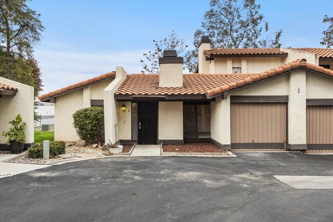 Foto del edificio - Beautiful 2-Bedroom Condo in Bakersfield, CA