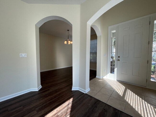 Foto del edificio - 3125 E Banister Rd