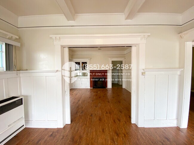 Building Photo - 3111 4th Ave