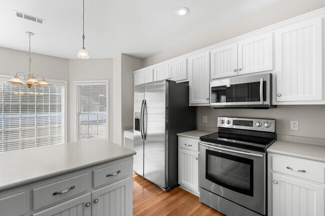 Foto del edificio - 1811 Old Carriage Trail