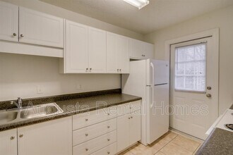 Building Photo - 2905 Arrowhead Dr