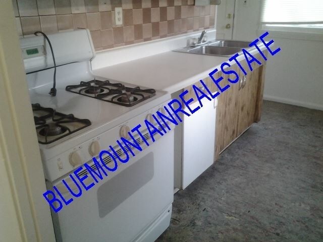 Foto del edificio - 3 br, 1 bath House - 513 Stevens Avenue