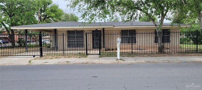 Foto del edificio - 2730 Ivy Ave