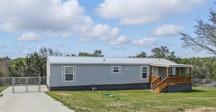 Building Photo - 1010 Hopi Ct