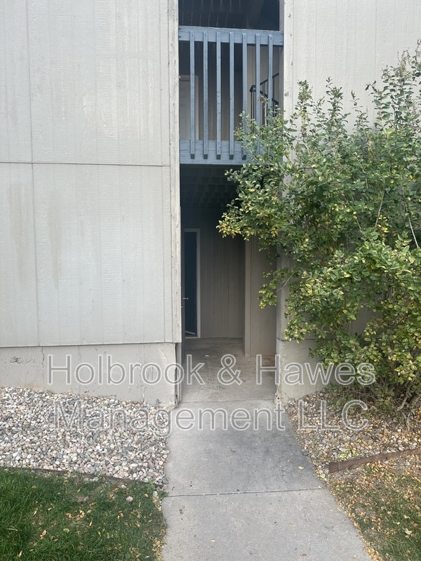 Building Photo - 4531 Boardwalk Dr