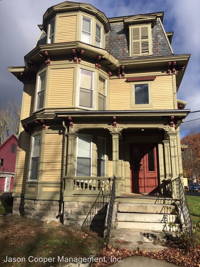 25 Henry St, Town of Rockingham, VT 05101 Apartment for Rent in Town of Rockingham, VT