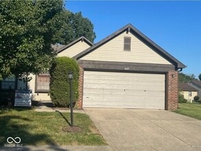 Building Photo - 1647 Justin Ave