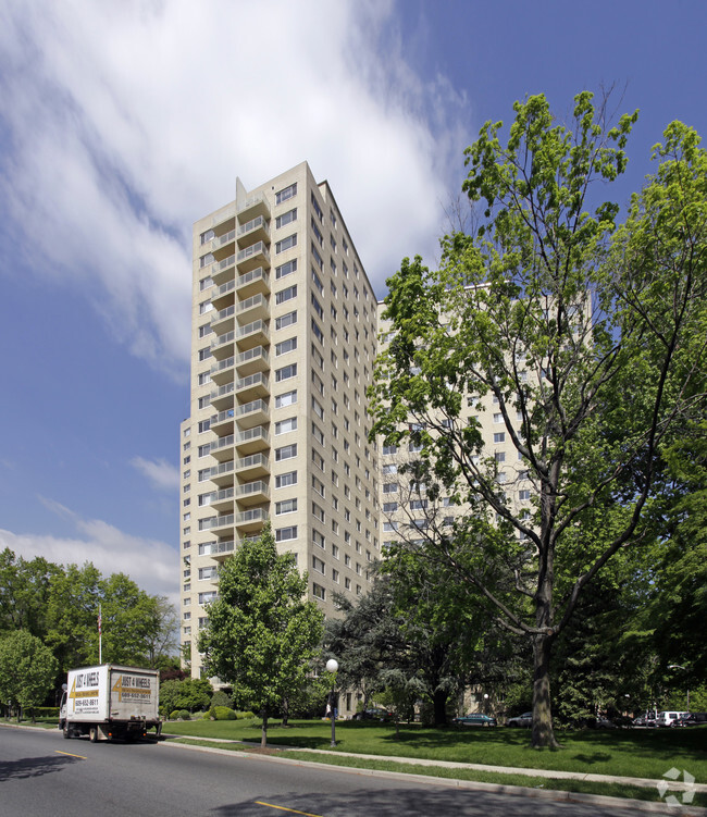 Building Photo - Harrison Park Towers