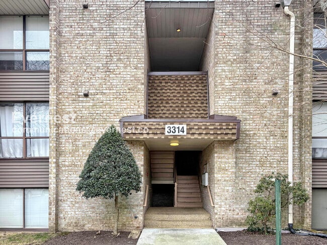 Building Photo - 3314 Huntley Sq Dr