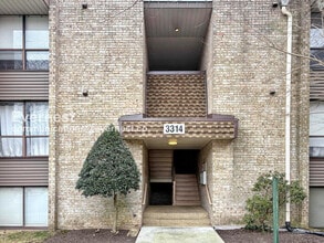 Building Photo - 3314 Huntley Sq Dr